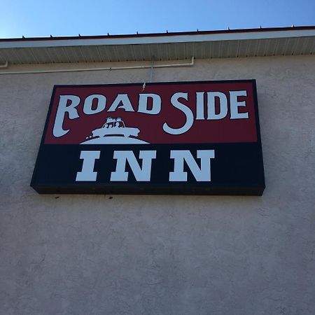 شاطئ ميرتل Road Side Inn المظهر الخارجي الصورة