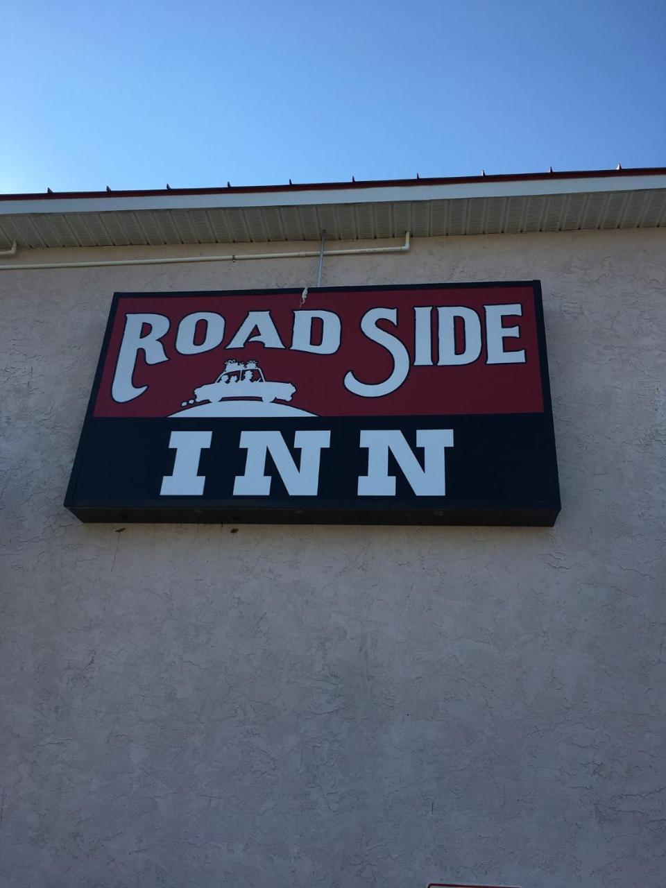 شاطئ ميرتل Road Side Inn المظهر الخارجي الصورة